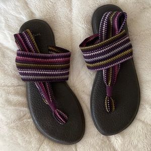 Sanuk slingback fabric yoga mat sandals size 9